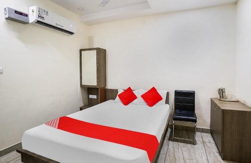 Vellore Hotel | OYO Flagship Pawan Park