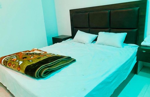 Dadri Hotel | OYO Galaxy Hotel Cafe & Restaurant