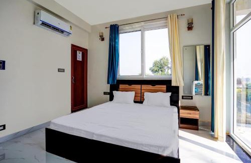 Chatra Hotel | OYO Gupta Marriage Hall And Hotel