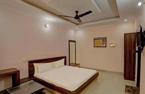 Auli Hotel | OYO Himanshi Palace