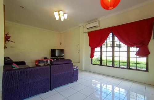 Sibu House | OYO HOME 90241 Villa Home Sibu