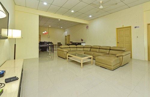Chaah Hotel | OYO Home 90383 Chaah Homestay 1