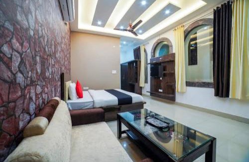 Rudrapur Hotel | Oyo Hotel Corinthians