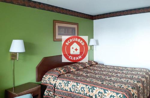 Clovis Hotel | OYO Hotel Kings at Clovis