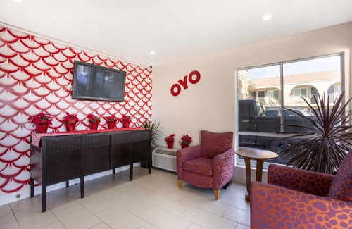Palmdale Hotel | OYO Hotel Palmdale - Antelope Valley