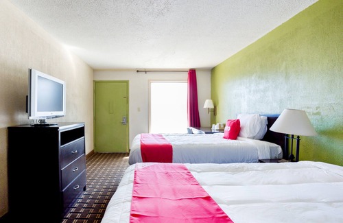 Brent Hotel | OYO Hotel Pensacola I-10 & Hwy 29