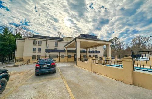 Mount Berry Hotel | OYO Hotel Rome West GA