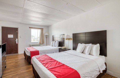 Lackland AFB Hotel | OYO Hotel San Antonio Lackland Air Force Base West