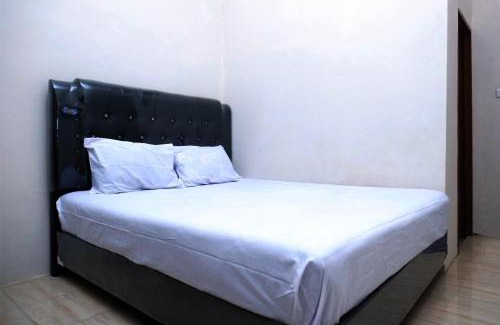 Pekanbaru Hotel | OYO Life 2507 Rooftop Homestay