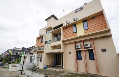 Sukarami Hotel | OYO Life 2874 Berlian Residence