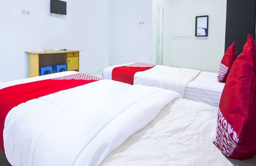 Prabumulih Hotel | OYO Life 91127 Wisma Sukajadi Syariah