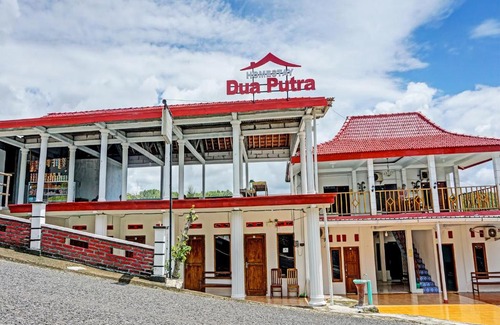 Sendang Hotel | OYO Life 92021 Dua Putra Homestay Klayar