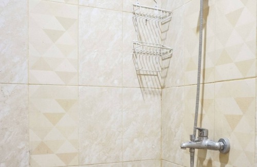 Bandar Lampung Hotel | OYO Life 93342 Yasmine Guesthouse Syariah