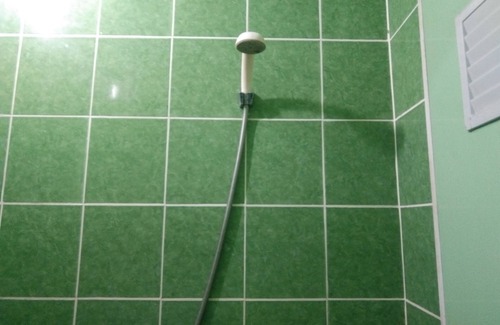 Jakarta Hotel | OYO Life Kost ijo Tembok Tinggi