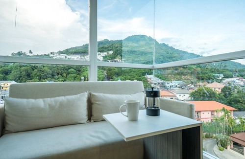 Kata Apartment | Ozone Kata -Great location, rooftop pool, convenient studio