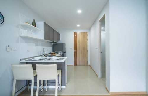 Kata Apartment | Ozone Kata -Great location, rooftop pool, convenient studio