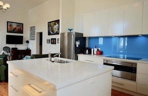 Queenscliff House | Ozone Tower
