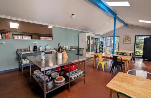 Port Macquarie Hostel | Ozzie Pozzie Backpackers