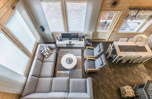 Akaslompolo House | Päivänsäde 8 Lapinkulta by Interhome