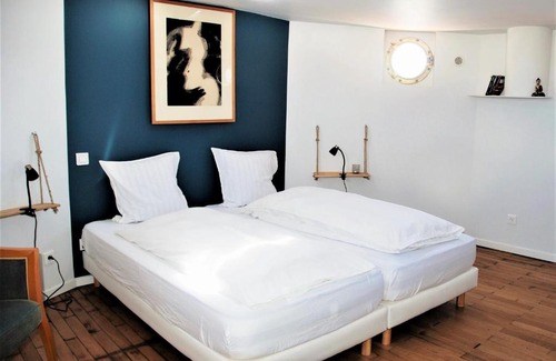 Beaucaire Bed & Breakfast | Péniche Chopine