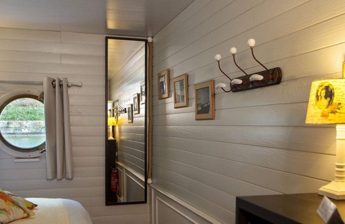 Villalbe Other | Péniche Mirage, Guest room