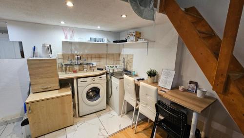 13th District Apartment | Pötti Apartman