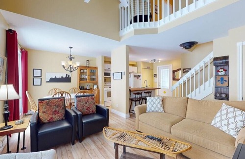 Beaupre Apartment | P-17: 3-bedroom condo for 8 people