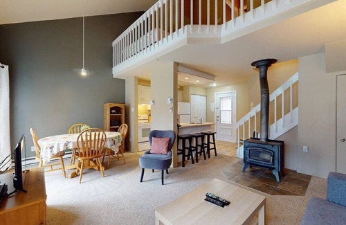 Beaupre Apartment | P-215: 2-bedroom mezzanine condo