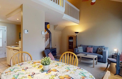 Beaupre Apartment | P-215: 2-bedroom mezzanine condo