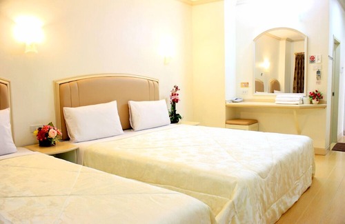 Nakhon Sawan Hotel | P.A. Ville Hotel