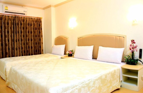 Nakhon Sawan Hotel | P.A. Ville Hotel