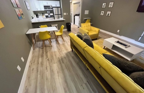 Southeast Pensacola House | P,COLA'S COMFY TOWNHOME STAY
