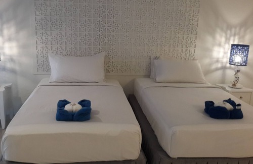 Ko Phi Phi Hotel | P.P. Blue Sky Resort