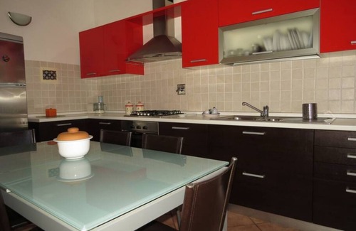 Porto Recanati Apartment | P007 - Porto Recanati, large three-room apartment with parking near the sea