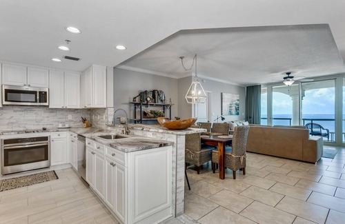 Pensacola Beach Condo | P2-1909 2B Island View - Skyfall at Portofino