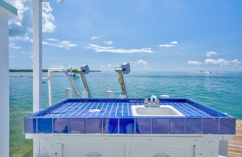Marathon House | P76 - Meticulous 2 bed, 2 bath home with stunning open water views!