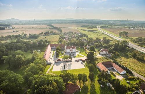Zgorzelec Hotel | Pałac Łagów