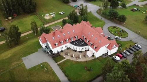 Sierakowice Resort | Pałac i Folwark Ńemino