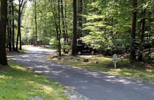 Rexmont House | PA Dutch Country RV Resort - Caravan Park