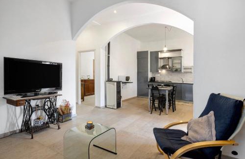 Castelvecchio di Rocca Barbena Apartment | Panorama Medievale