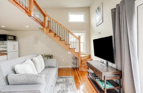 Pacheco Apartment | PachecoandMartinez Studio 22 Mi to Dtwn Oakland!