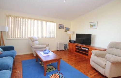 Dunbogan House | Pacific Breeze