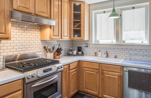 Pacific Grove House | Pacific Grove Willis House, Walk to Town and Beach