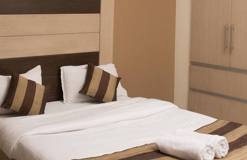 South City I Hotel | Pacific Inn Huda City Centre Sec 41