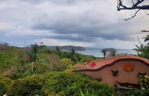 Samara House | PACIFIC VISTA, Panoramic Beach & Ocean Views