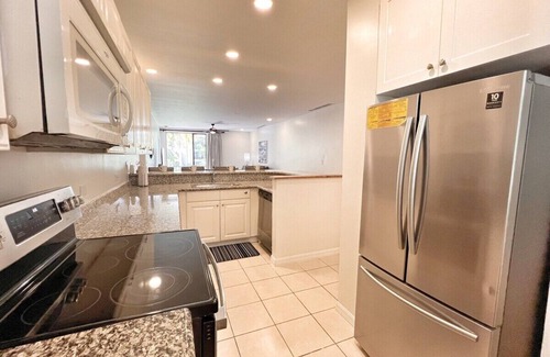 Coco Condo | Pacifico L1006 - Corner Condo - Pool & Palm Views