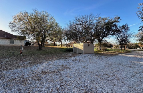 Kingsland House | Packsaddle Mtn Ranch RV Camp Spaces Eclipse 2024 in LLANO LAKE LBJ ECLIPSE PATH