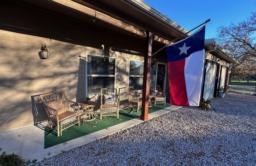 Kingsland House | Packsaddle Mtn Ranch RV Camp Spaces Eclipse 2024 in LLANO LAKE LBJ ECLIPSE PATH