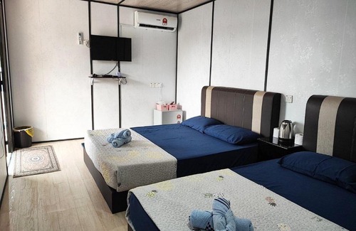 Padang Besar Hotel | Padang Besar Rainbow Cabin Homestay