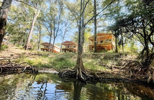 Jefferson Cabin | Paddlewhack Cabin 2 - FlyBridge